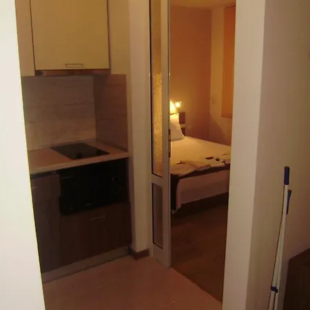 Vesi And Gery Apartman