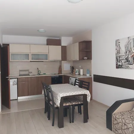 Vesi And Gery Apartman Pomorie