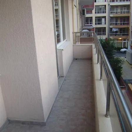 Vesi And Gery Pomorie