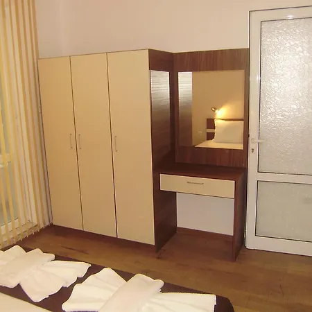 Vesi&gery Apartment Pomorie