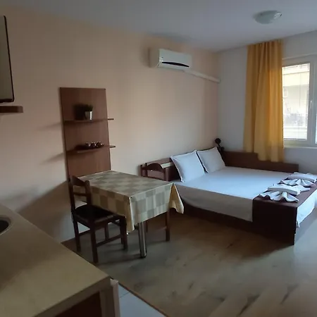 Vesi And Gery Appartement *