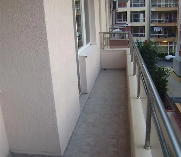 Vesi And Gery Gmina Pomorie