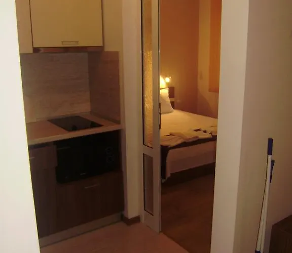 Vesi And Gery Apartament